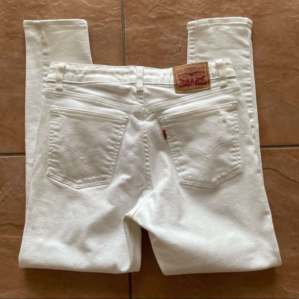 White Levi’s 721 Vintage High Rise Skinny Jeans - Picture 4 of 11